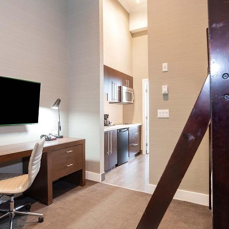 Sandman Hotel Abbotsford Airport Esterno foto