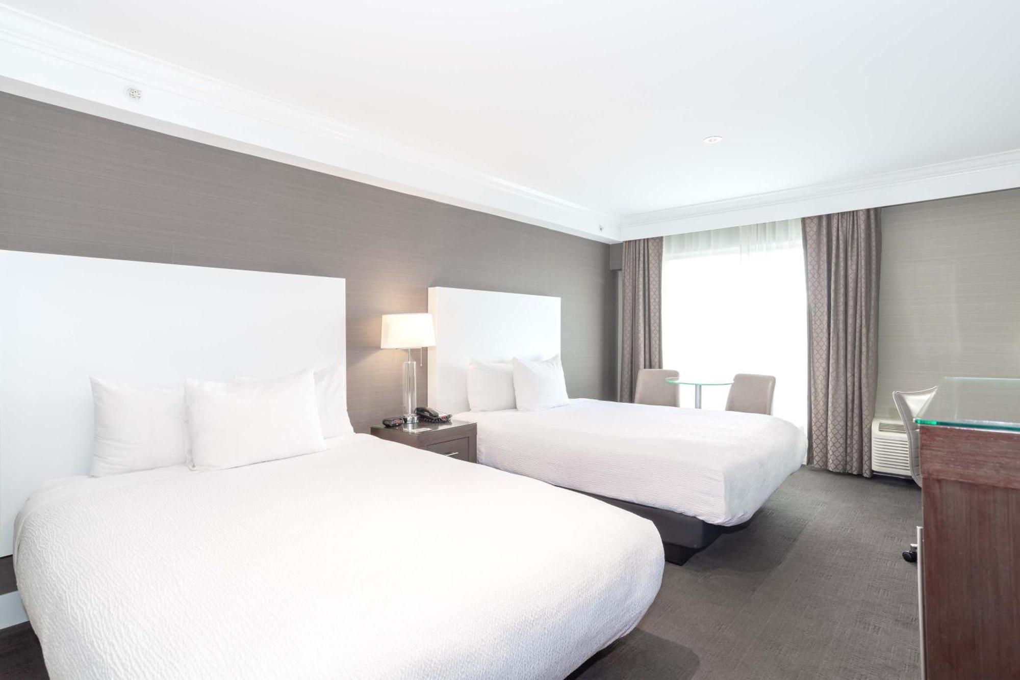 Sandman Hotel Abbotsford Airport Esterno foto