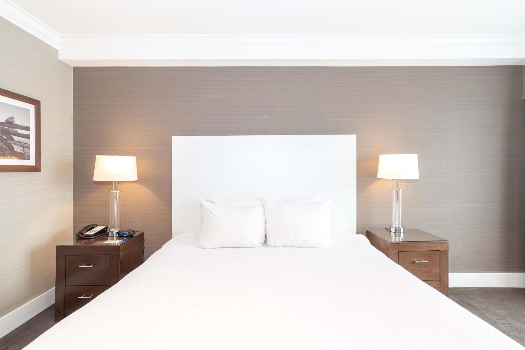 Sandman Hotel Abbotsford Airport Esterno foto